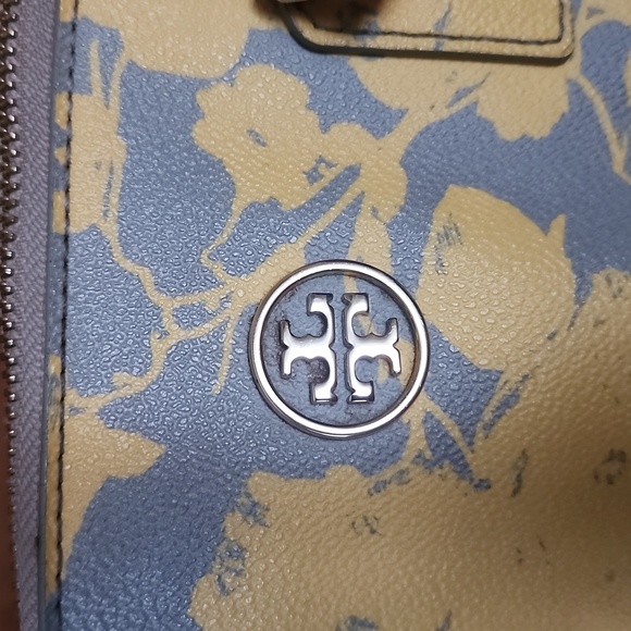 Tory Burch Robinson Dome Leather Handbag in Yellow and Gray Floral - Picture 2 of 15